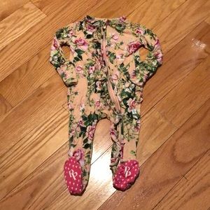 Posh Peanut Baby Girl Pink Ruffle Outfit size 3-6 month